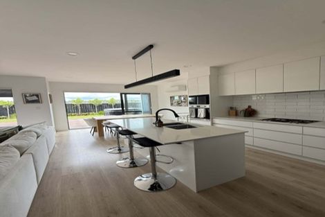 Photo of property in 8 Berba Lane, Westgate, Auckland, 0814