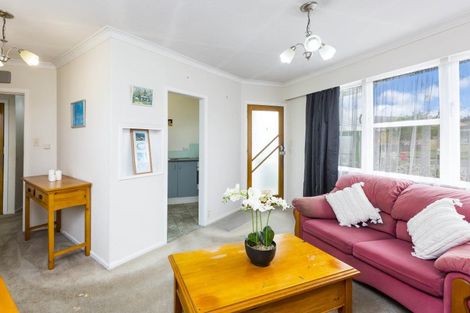 Photo of property in 32f2- Islington Street, Trentham, Upper Hutt, 5018
