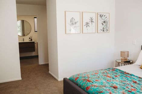 Photo of property in 6 Bright Way, Lower Vogeltown, New Plymouth, 4310