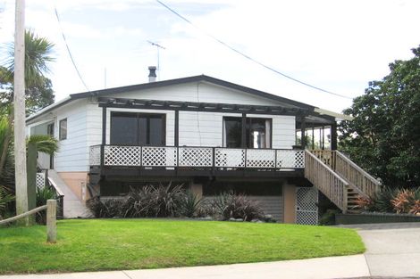 Photo of property in 17 Barrier View Road, Leigh, 0985