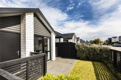 Photo of property in 5 Piripiri Place, Broomfield, Christchurch, 8042