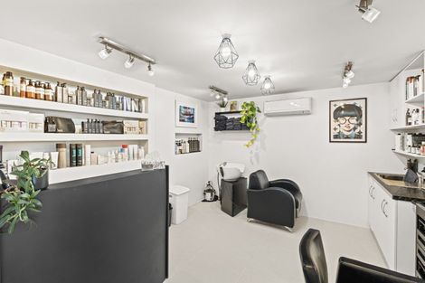 Photo of property in 106 Mount View Road, Bastia Hill, Whanganui, 4500