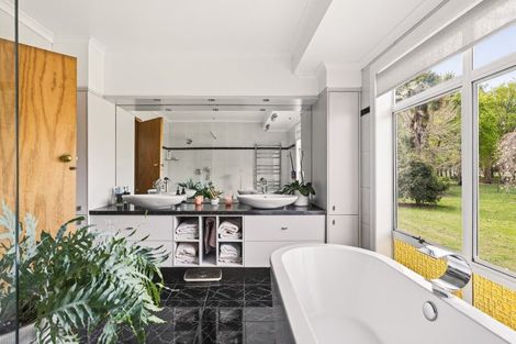 Photo of property in 8 Ingram Road, Waerengaahika, Gisborne, 4071