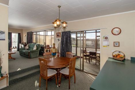 Photo of property in 17 Lyttelton Crescent, Tamatea, Napier, 4112