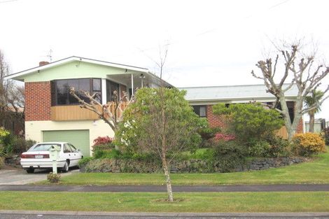 Photo of property in 22 Casper Street, Fairfield, Hamilton, 3214