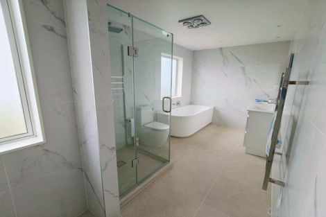 Photo of property in 22 Bela Vista Boulevard, Swanson, Auckland, 0614