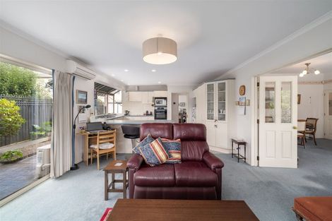 Photo of property in 8 Ilam Road, Upper Riccarton, Christchurch, 8041
