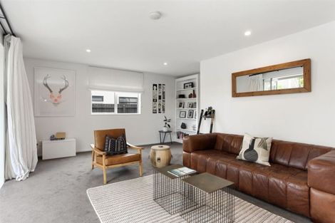 Photo of property in 1/24 Eversleigh Street, St Albans, Christchurch, 8014