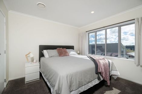 Photo of property in 18 Station Street, Hobsonville, Auckland, 0616