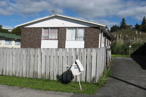Photo of property in 2/47 Stockdale Street, Wainuiomata, Lower Hutt, 5014