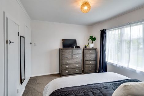 Photo of property in 12 Chester Street, Taradale, Napier, 4112