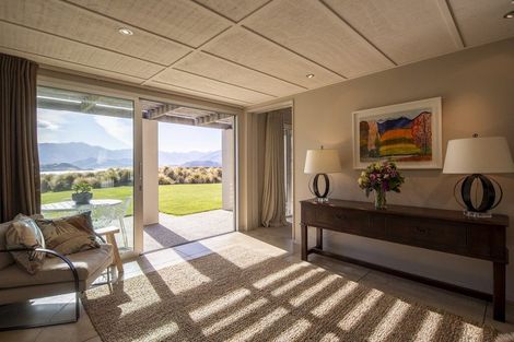 Photo of property in 24 Briar Bank Drive, Wanaka, 9305