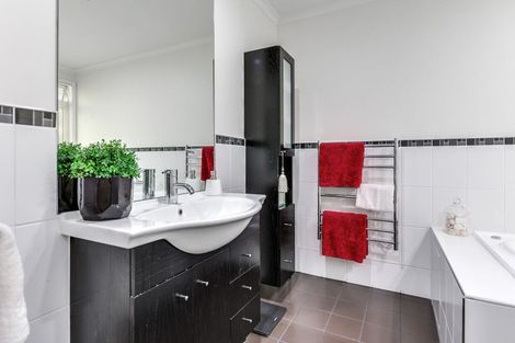 Photo of property in 40i Thackeray Street, Hamilton Lake, Hamilton, 3204