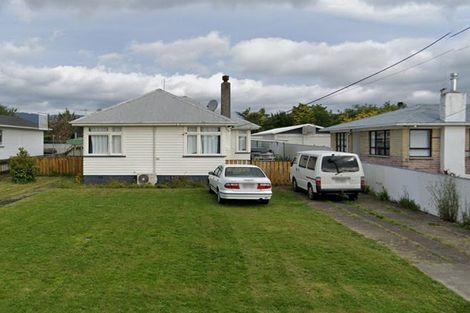 Photo of property in 10 Quinn Road, Levin, 5510