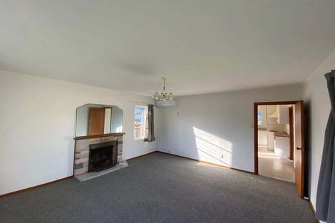 Photo of property in 9 Bedford Street, Te Atatu South, Auckland, 0610