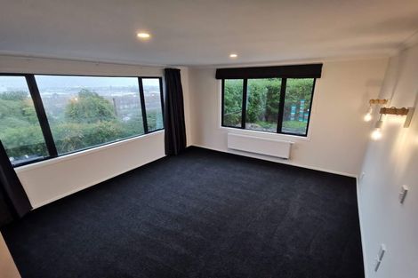 Photo of property in 2 Jenness Grove, Harbour View, Lower Hutt, 5010