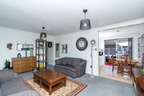 Photo of property in 2 Partington Place, Beerescourt, Hamilton, 3200