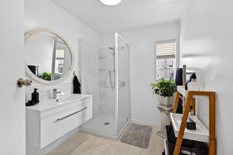Photo of property in 1/79 Meeanee Road, Taradale, Napier, 4112
