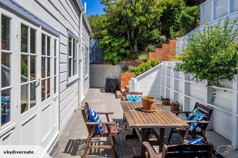 Photo of property in 14 Freeling Street, Island Bay, Wellington, 6023