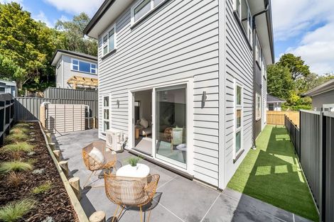 Photo of property in 70c Heretaunga Square, Silverstream, Upper Hutt, 5019