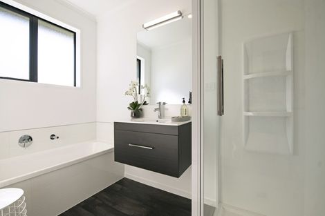 Photo of property in 11 Ngaroma Crescent, Whitianga, 3510