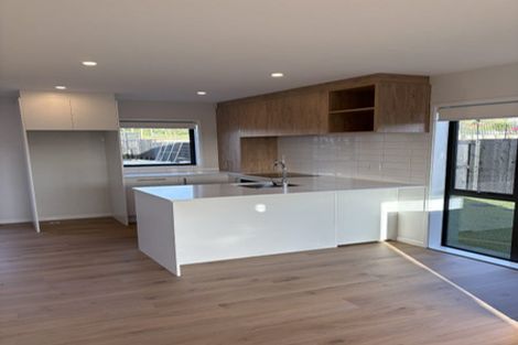 Photo of property in 5/48 Moire Road, Massey, Auckland, 0614