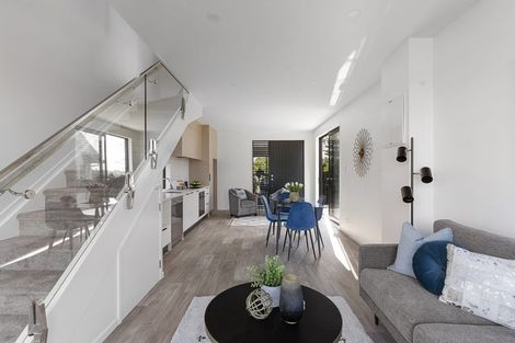 Photo of property in 14f Andrew Road, Howick, Auckland, 2010