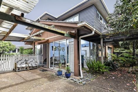 Photo of property in 24 Windoma Circle, Manukau, Auckland, 2025