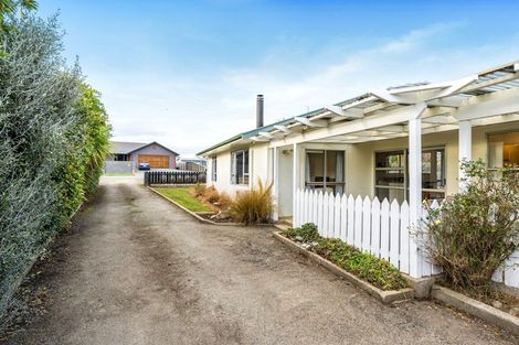 Photo of property in 7 London Street, Weston, Oamaru, 9401