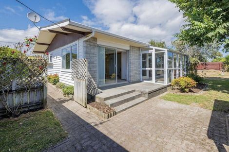 Photo of property in 84 Kirk Street, Otaki, 5512