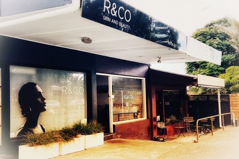 Photo of property in 1138 South Road, Oakura, 4314