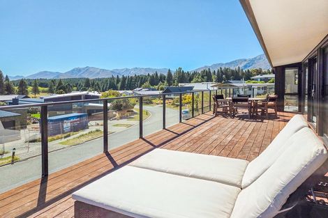 Photo of property in 11 Pollock Place, Lake Tekapo, 7999