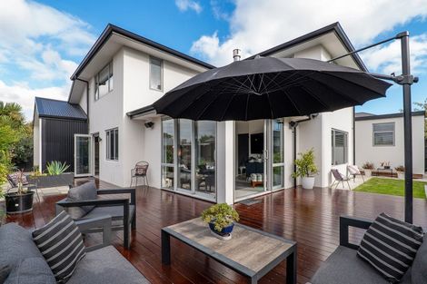 Photo of property in 152a Wairakei Road, Bryndwr, Christchurch, 8053