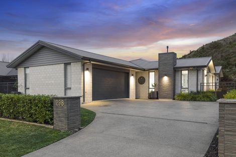 Photo of property in 298 Lakes Boulevard, Pyes Pa, Tauranga, 3112