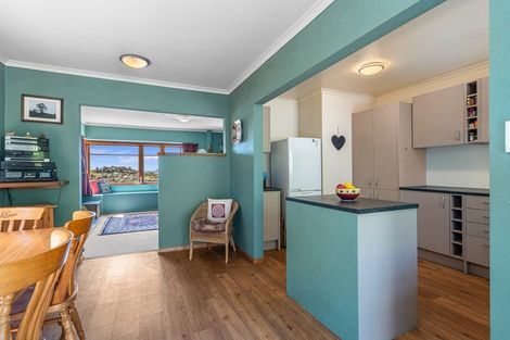 Photo of property in 22 Matipo Terrace, Toi Toi, Nelson, 7010
