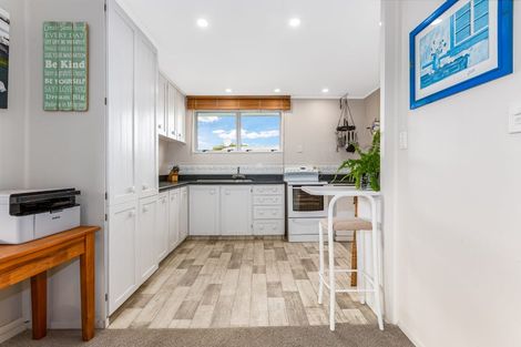 Photo of property in 27 Staithes Drive North, Whitby, Porirua, 5024