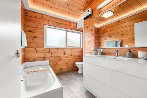 Photo of property in 12 Laurel Grove, Maungaraki, Lower Hutt, 5010