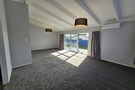 Photo of property in 2/18 Trimble Place, Bell Block, New Plymouth, 4312