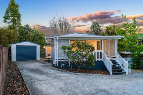 Photo of property in 99a/3 View Road, Sunnyvale, Auckland, 0612