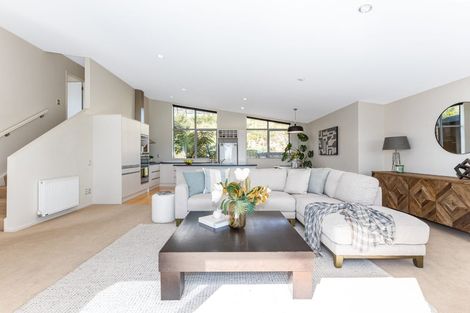 Photo of property in 22 Ships Cove, Whitby, Porirua, 5024