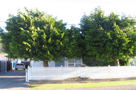 Photo of property in 35 Karamu Crescent, Wainuiomata, Lower Hutt, 5014