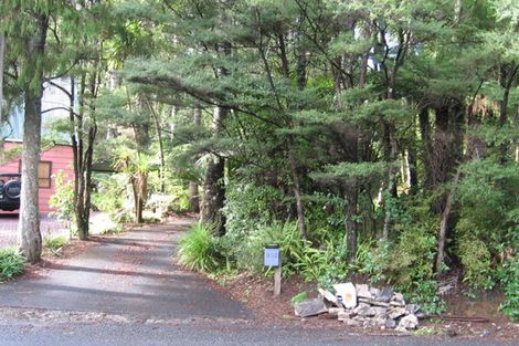 Photo of property in 303 Huia Road, Titirangi, Auckland, 0604