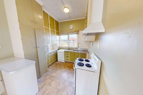 Photo of property in 28 Millar Street, Terrace End, Palmerston North, 4410