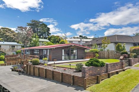 Photo of property in 3 Claret Place, Henderson, Auckland, 0612