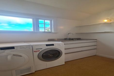 Photo of property in 66 Simla Crescent, Khandallah, Wellington, 6035