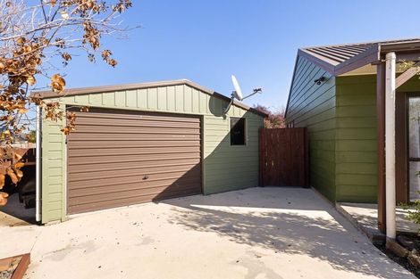 Photo of property in 1 Lydia Place, Kelvin Grove, Palmerston North, 4414