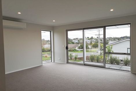 Photo of property in 97 Granville Drive, Massey, Auckland, 0614