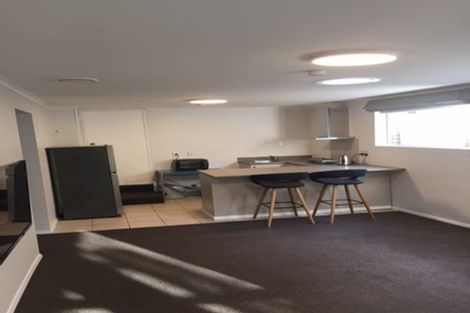 Photo of property in 2 Mcmahon Way, Paparangi, Wellington, 6037