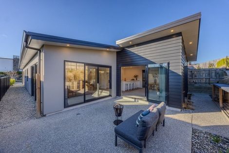 Photo of property in 207 Aubrey Road, Wanaka, 9305