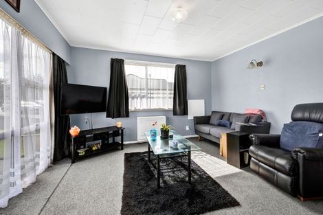 Photo of property in 2/84 Miranda Street, Stratford, 4332